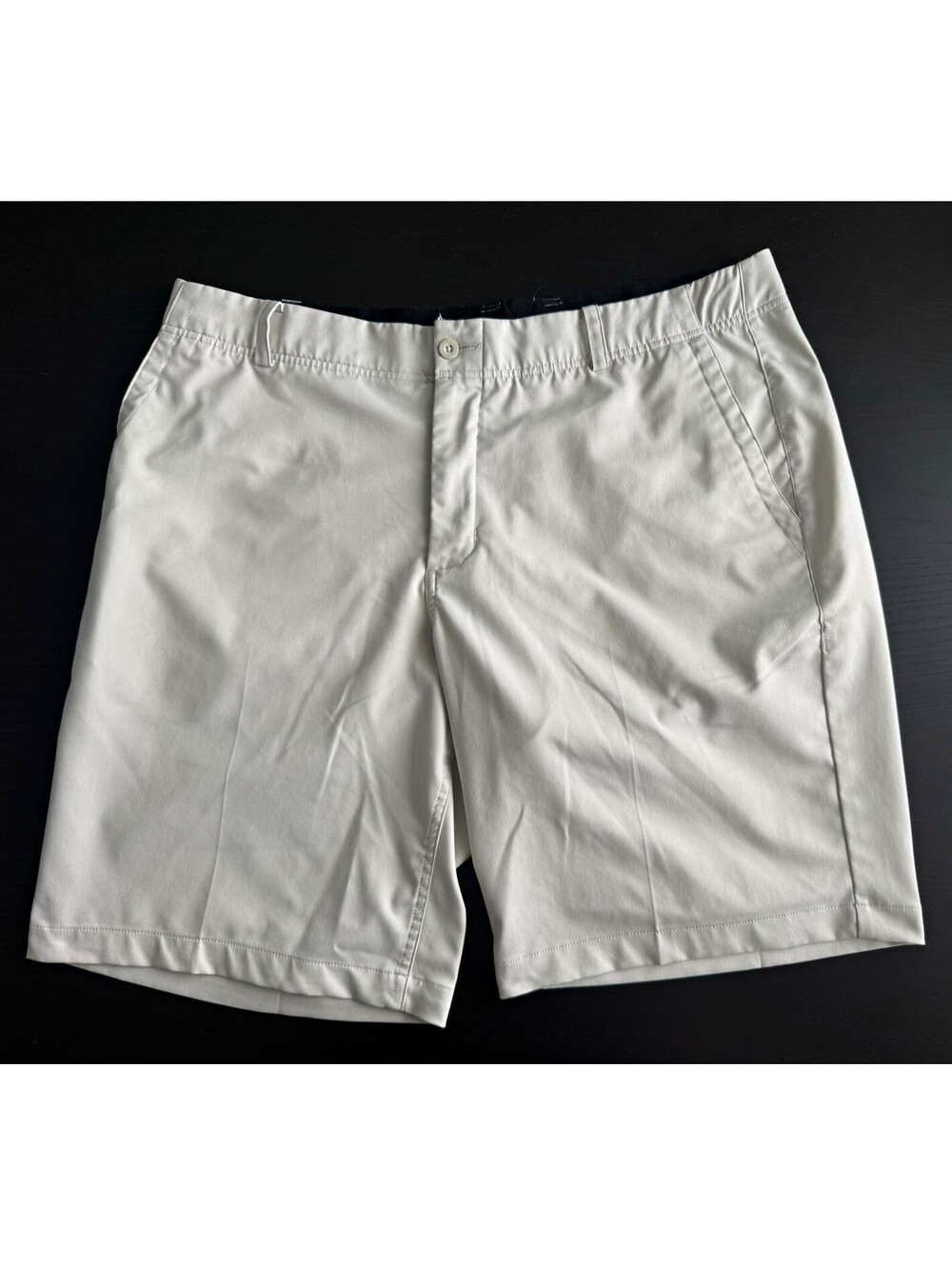 Nike Dri-Fit Golf 9” Shorts Mens 38 Khaki Standard Fit Performance 100% Poly